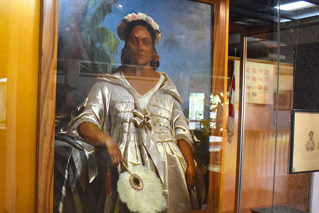 image of Tahiti Museum Portrait of Pomare IV